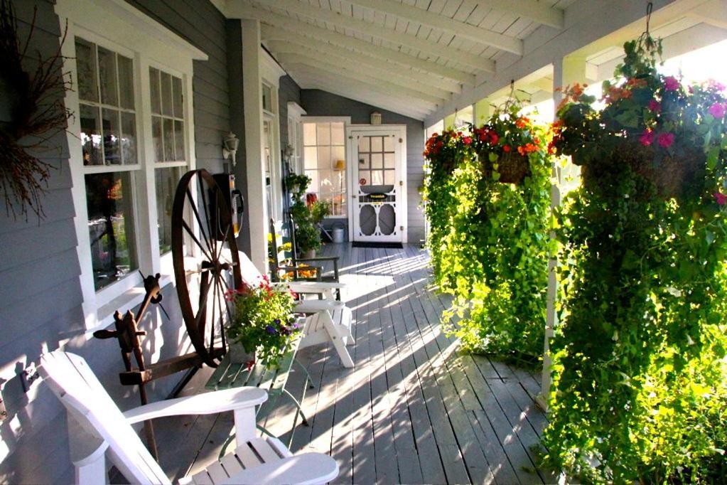 Broadwater Inn & Cottages Baddeck Inlet 외부 사진