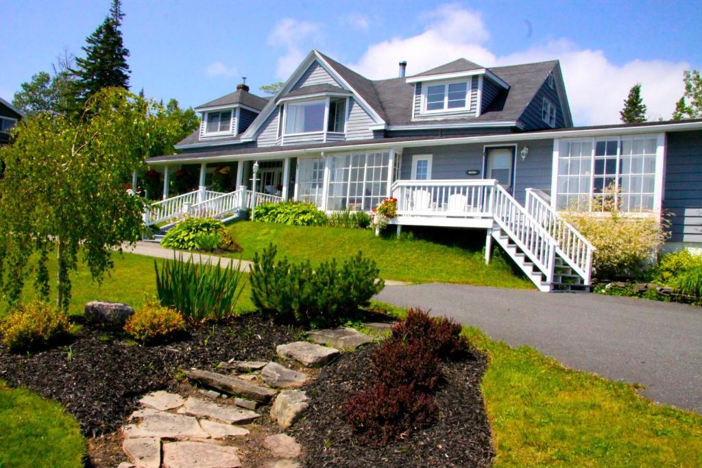 Broadwater Inn & Cottages Baddeck Inlet 외부 사진