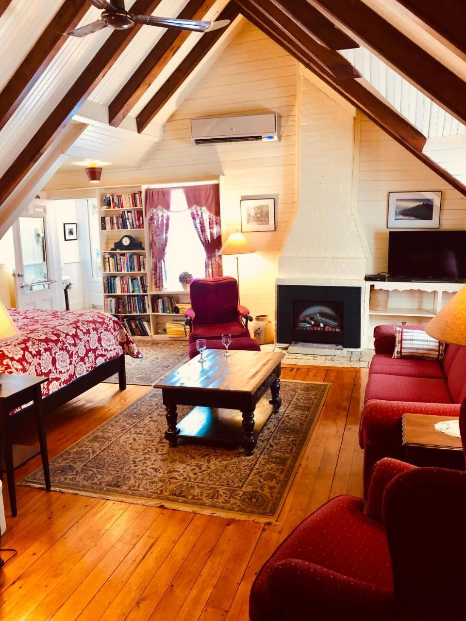 Broadwater Inn & Cottages Baddeck Inlet 외부 사진